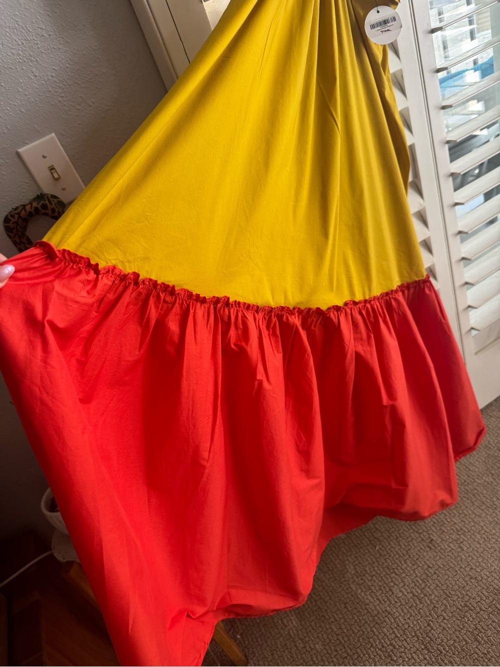 En Creme Yellow and Red Ring-Cutout Maxi Dress - Picture 14 of 14